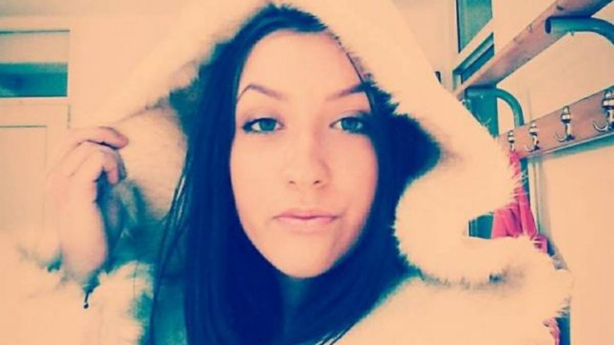 accident socant in hunedoara o adolescenta de 17 ani a fost lovita in plin de masina unui baiat de