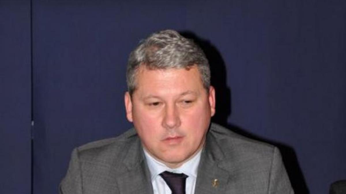 catalin predoiu se lauda in strainatate ca este pe cale sa devina premierul romaniei