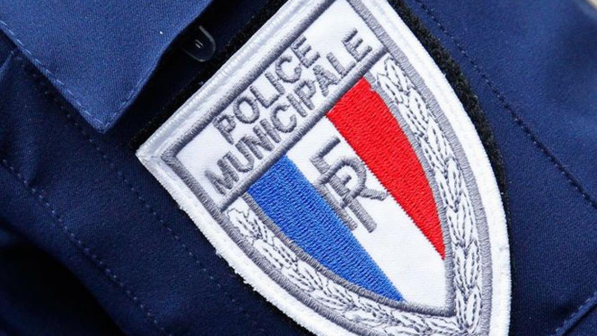 un copil de 8 ani a fost interogat pentru ca si a declarat solidaritatea cu atacatorii jihadisti