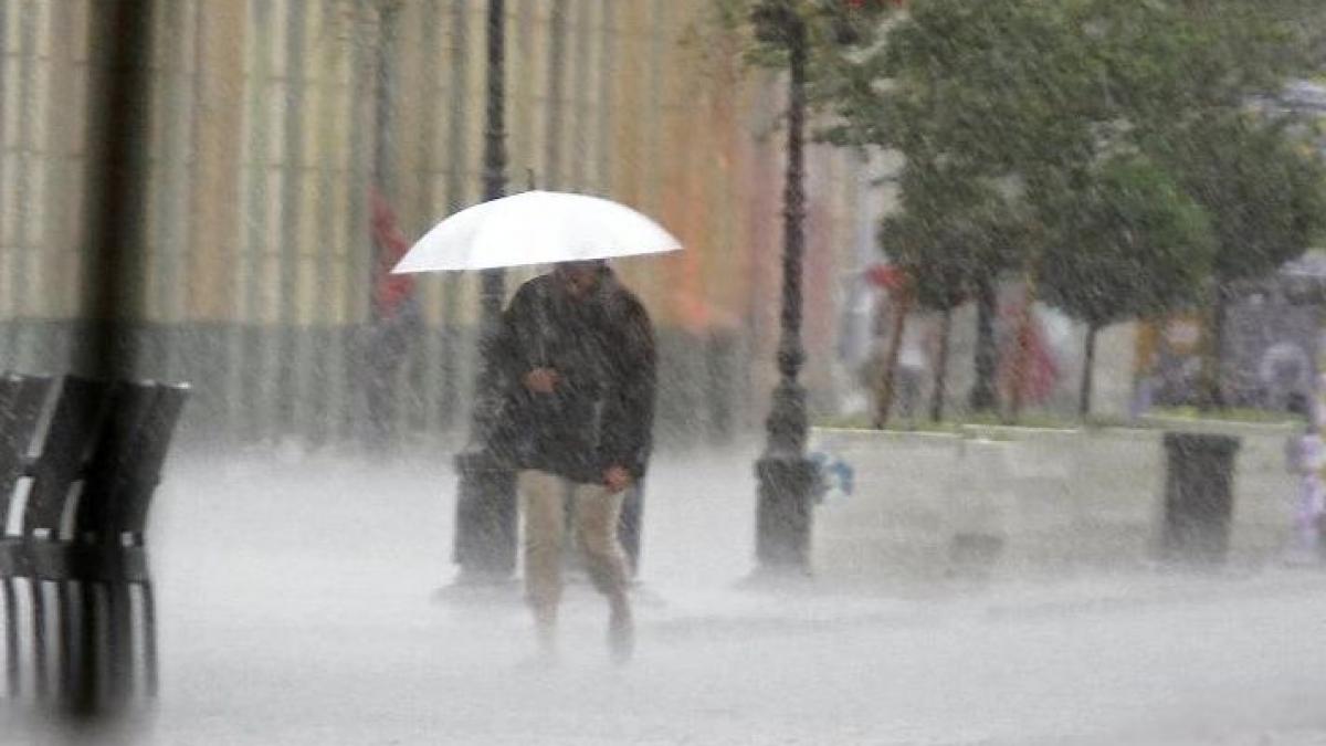 informare anm ploi si ninsori in aproape toata tara