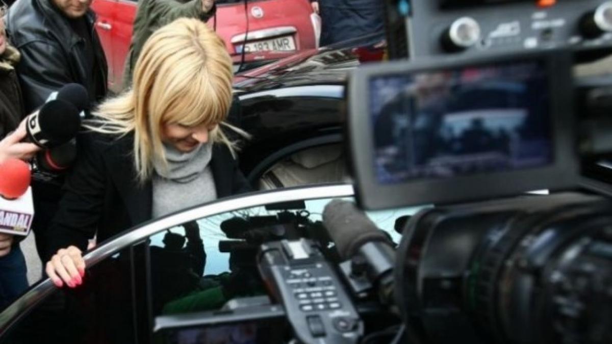 elena udrea are program martea si vinerea azi se va prezenta la sectia de politie pentru ca se afla