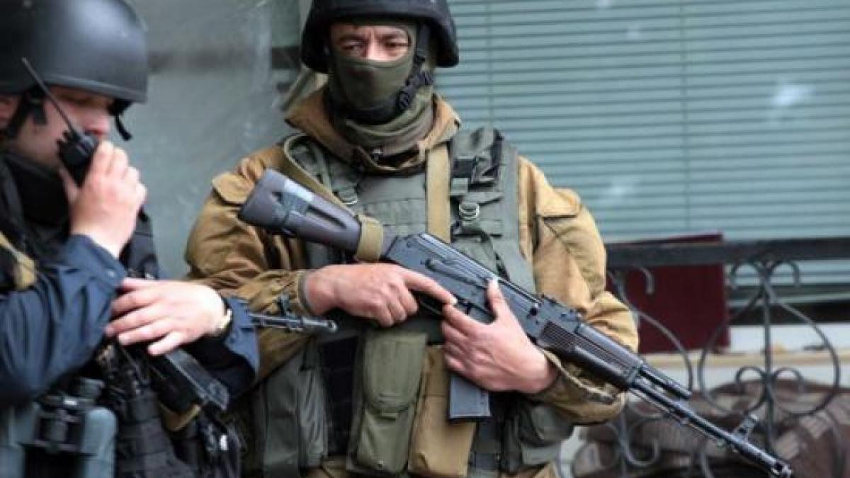 sua se gandesc sa furnizeze arme ucrainei dar se tem ca ar putea provoca un razboi prin procura cu