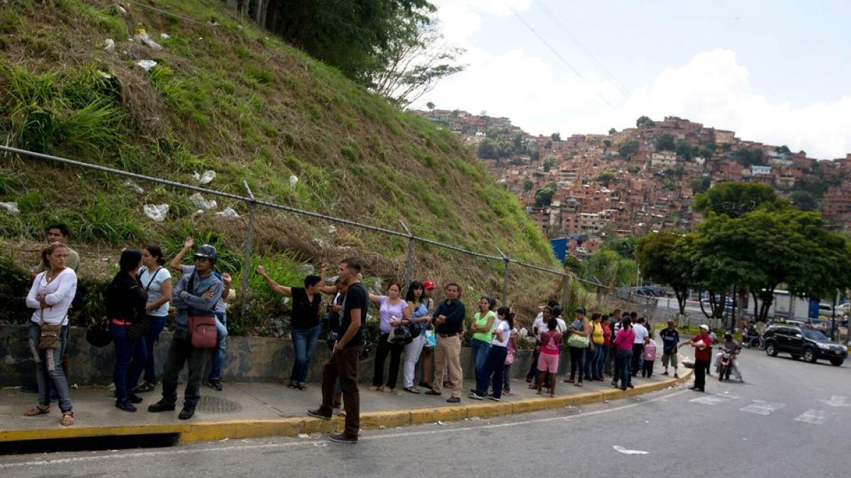 un pachet de prezervative costa 755 de dolari in venezuela