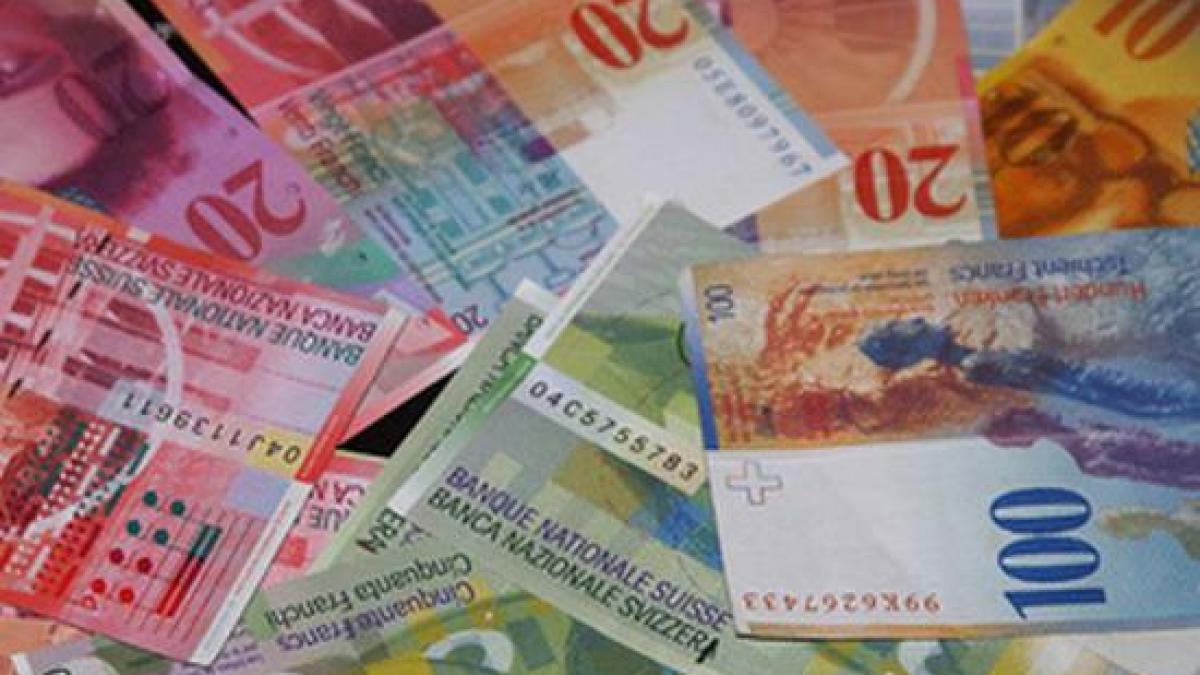 francul elvetian a crescut vineri la 4 1808 lei