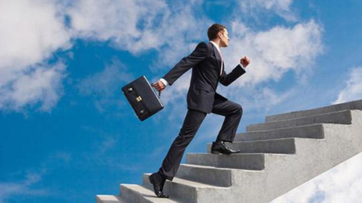 vezi aici cate locuri de munca sunt disponibile la nivel national