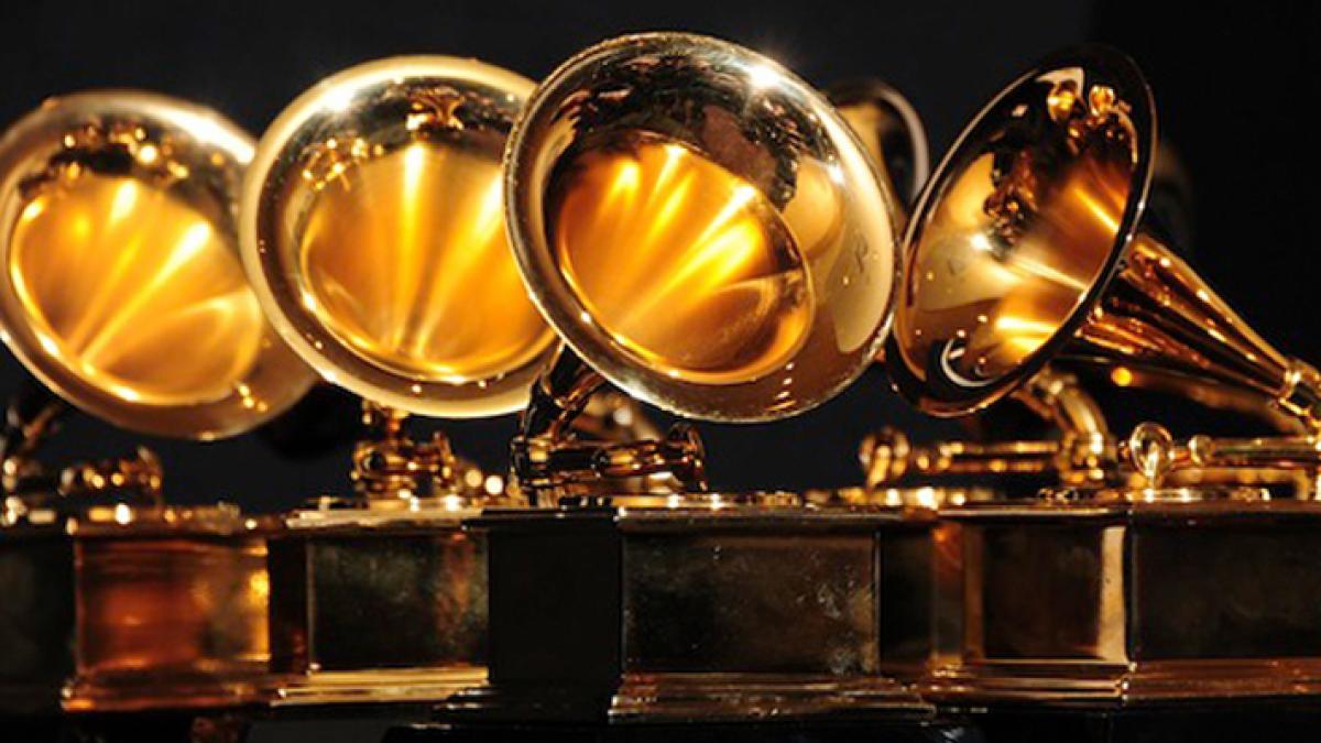 rasturnari de situatie la gala premiilor grammy cine a luat titlul de albumul anului