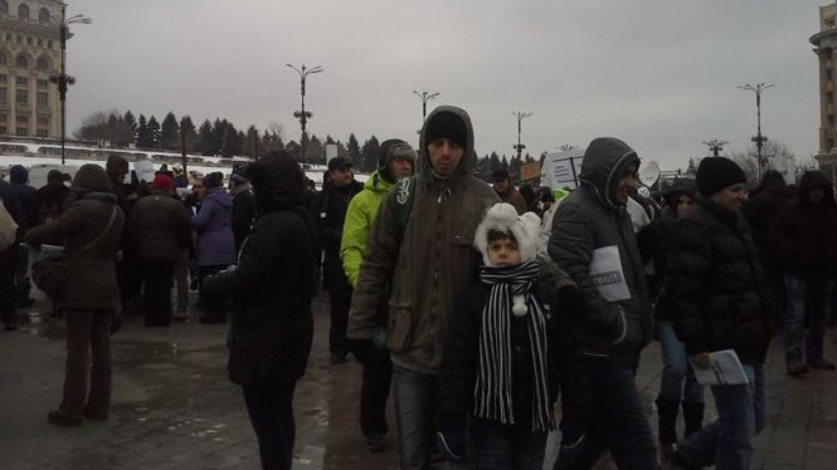 romanii cu credite in franci elvetieni au iesit din nou in strada