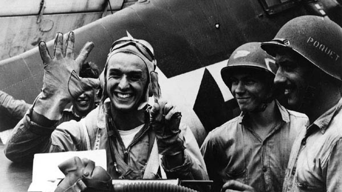 un roman descris ca asul indestructibil de publicatia new york times iata aici povestea