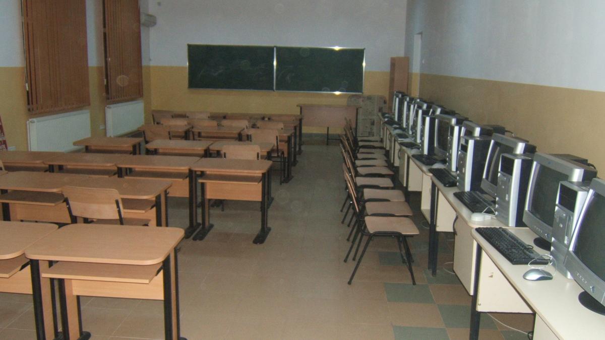 contabili secretare dar si spalatorese sau fochisti afectati de o decizie nedreapta