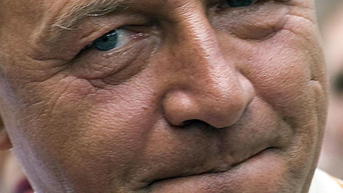 nu mai sunt invincibili iata legatura care l ar putea ingenunchea pe basescu ce a iesit la iveala