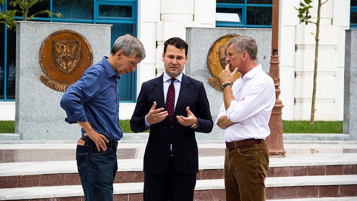 torsten sevecke unul dintre edilii hamburgului impreuna cu primarul negoita vrem sa implementam