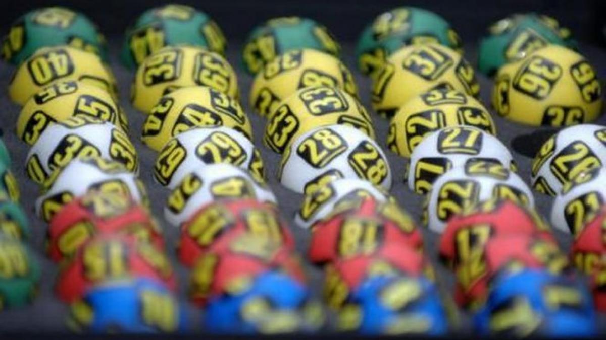 un bilet la loto a imbogatit o pe o romanca din italia femeia a castigat 1 500 de euro pe luna timp