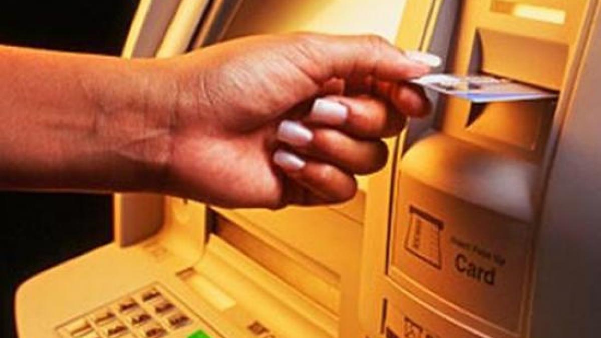 doi bulgari retinuti la constanta au fost prinsi in flagrant in timp ce montau dispozitive de