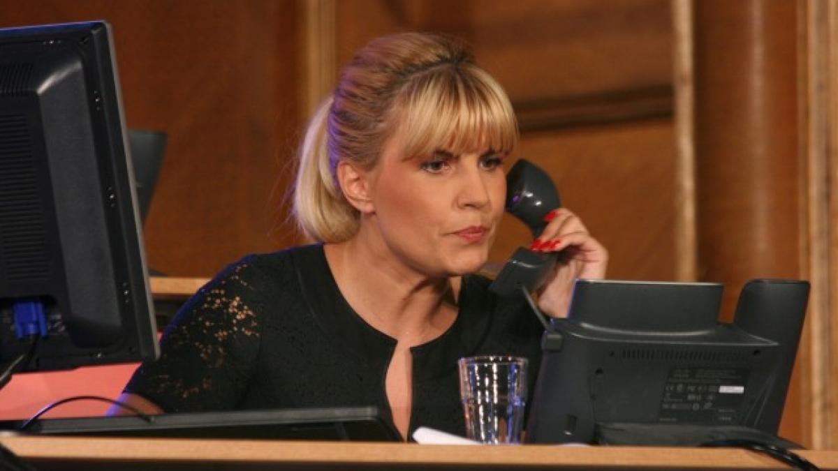 elena udrea pregateste ceva vizita primita in inchisoare arata strategia pe care o va urma fosta