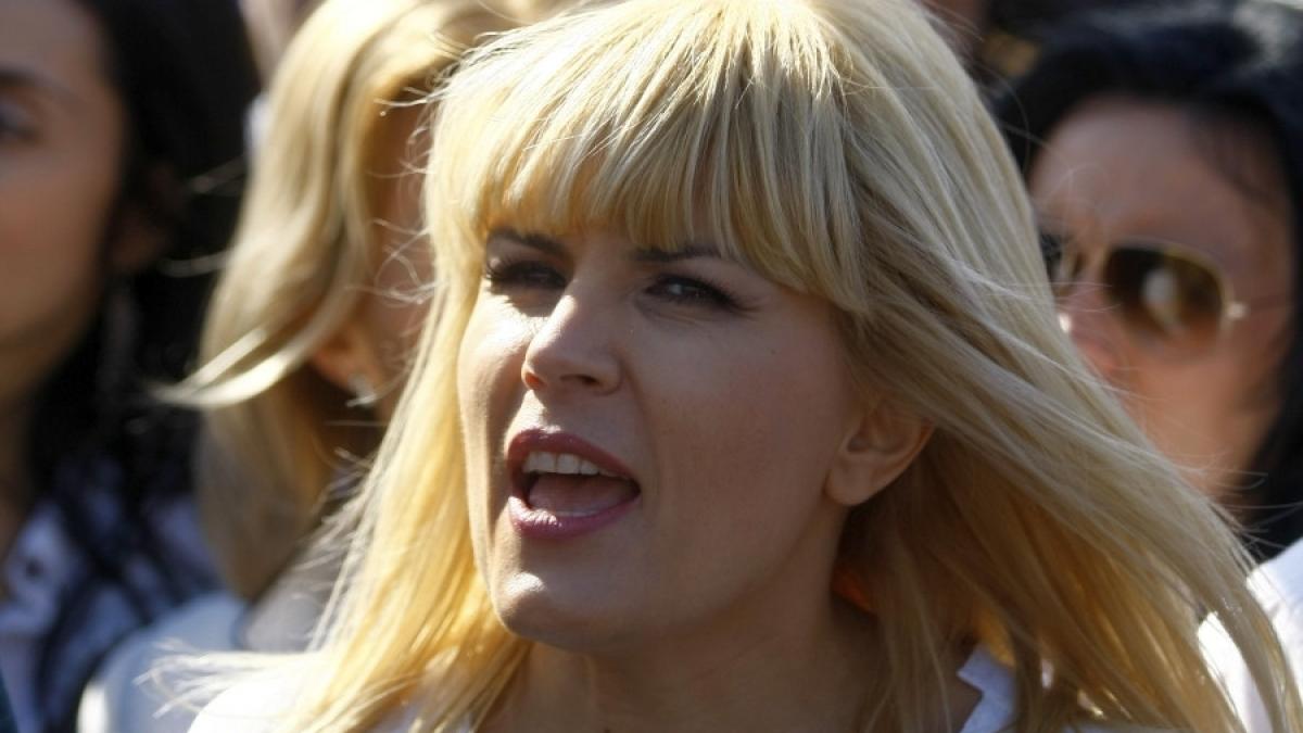 elena udrea a iesit de la dna dupa 4 ore de audieri nu pot merge la parlament astazi la comisie dar