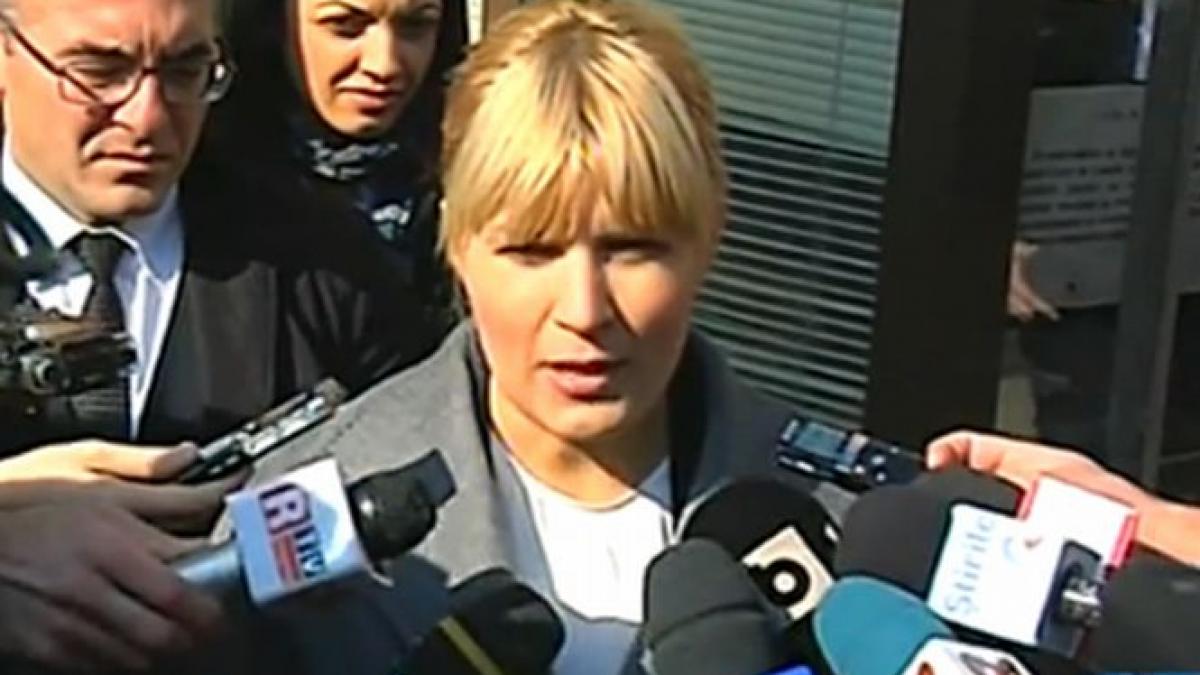 elena udrea poate sa mearga luni in parlament