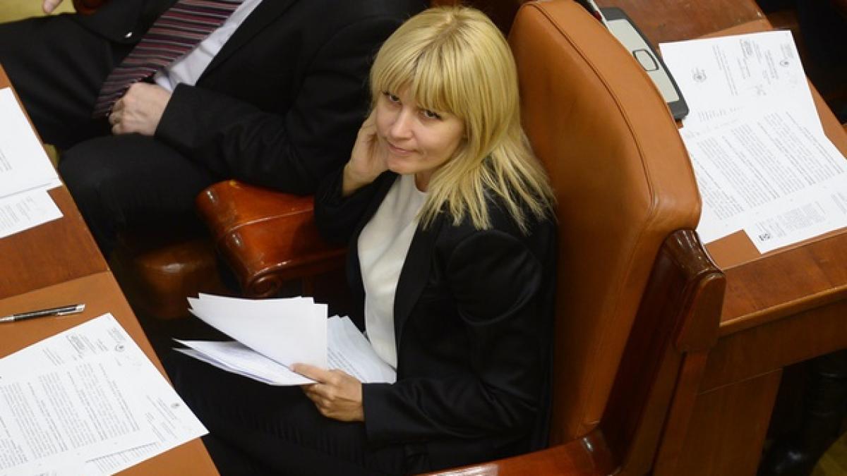 elena udrea s a plans de sistemul de care ea si basescu l au creat in ultimii 10 ani a fost prinsa