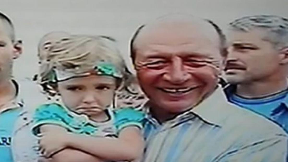 mircea badea fotografie de colectie cu traian basescu nu te am pocnit inca dar cand te faci mare