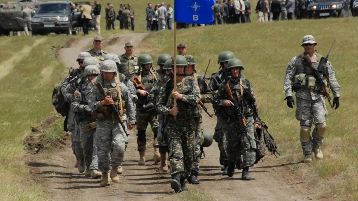 este nato pregatita sa raspunda amenintarii venite din partea rusiei care este tehnica militara a