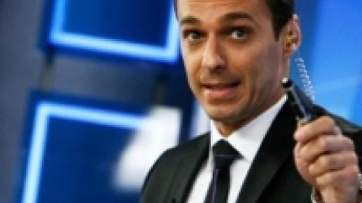 mircea badea basescu incerca sa mai salveze ce se mai poate salva si anume propriul fund