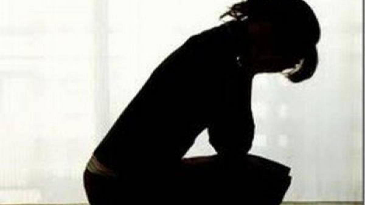 prahova profesor de religie cercetat pentru ca si ar fi agresat sexual propria eleva