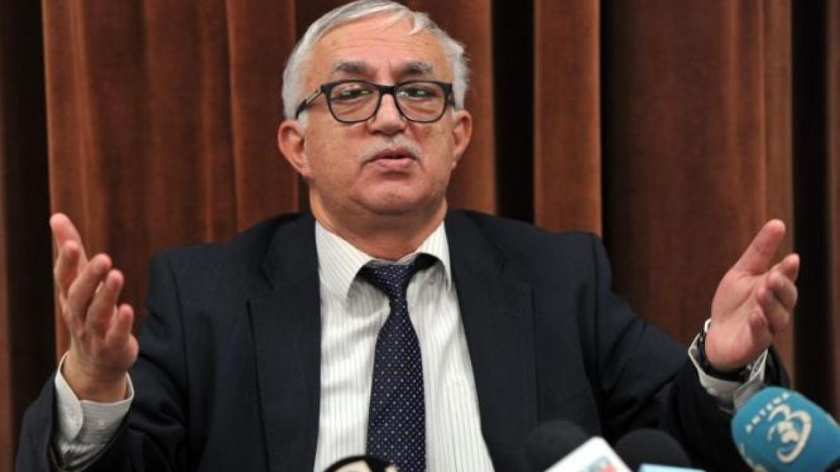 augustin zegrean vrea sa plece de la ccr acesta candideaza la functia de judecator la curtea de