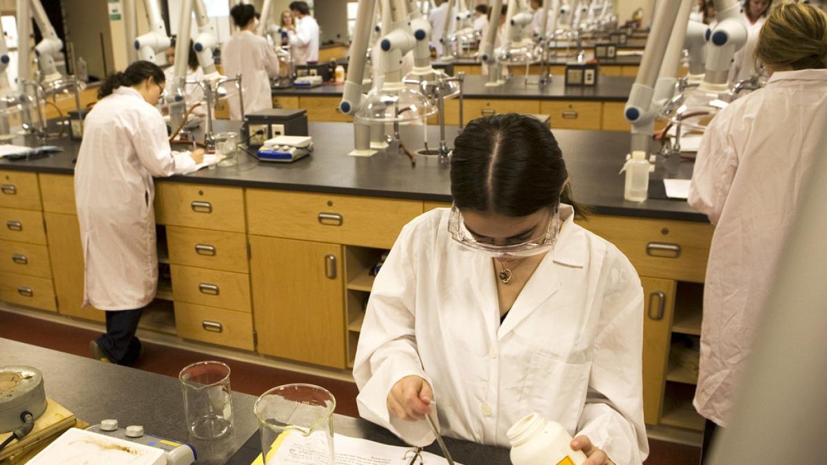 StFX_Physical_Sciences_Lab.jpg