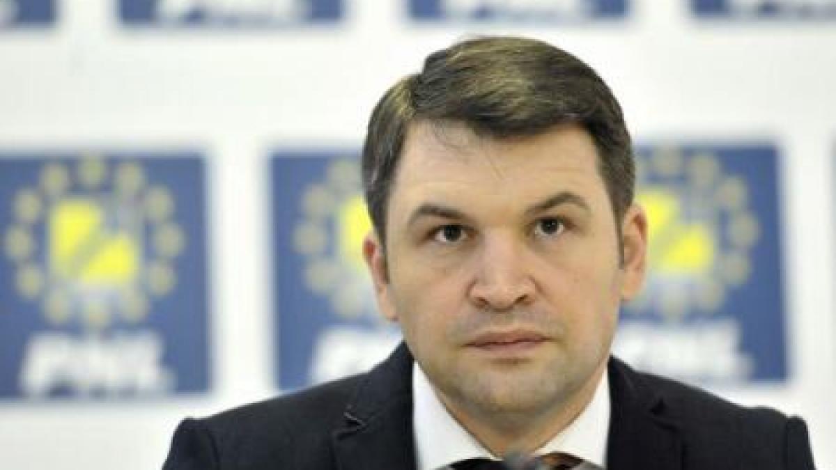 cine il inlocuieste pe eduard hellvig la bruxelles