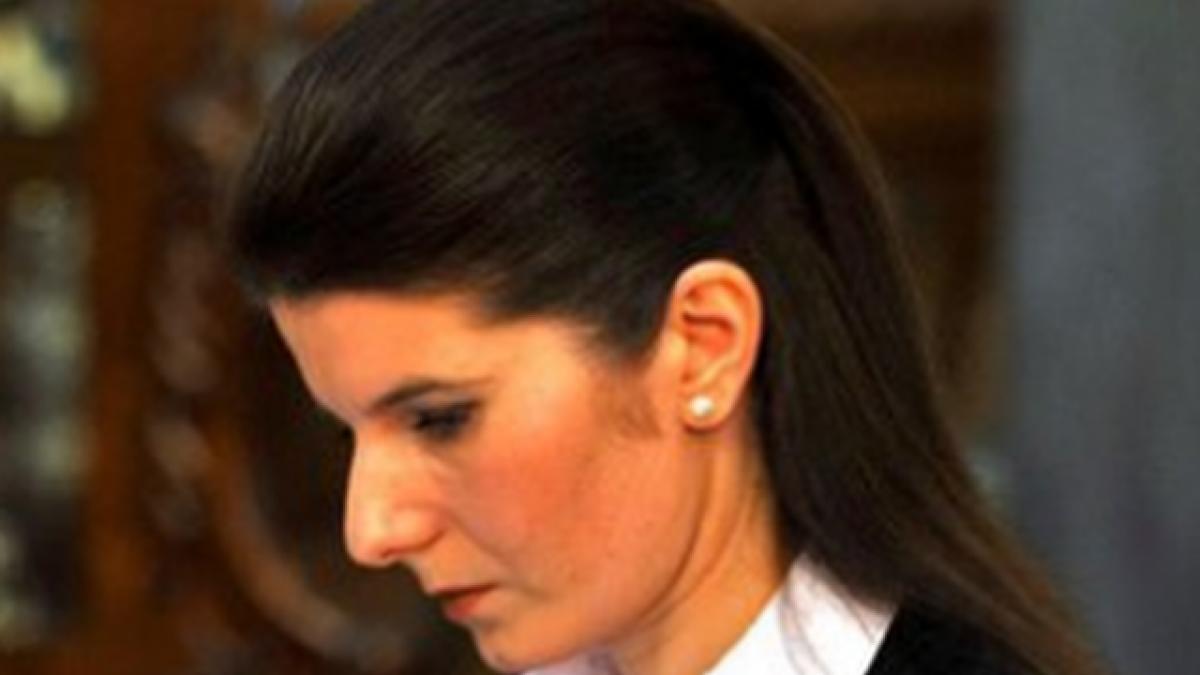 camera deputatilor va lua act de incetarea mandatului monicai iacob ridzi dupa condamnare