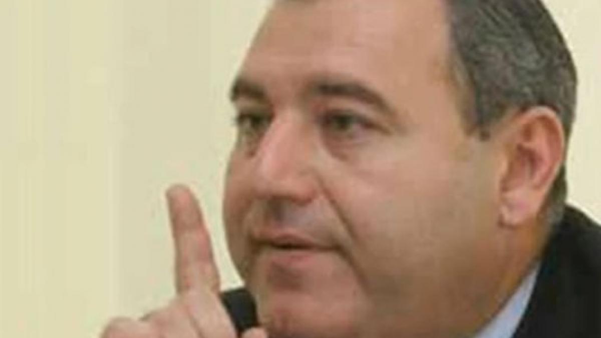 deziluzia optica un comisionar acuza