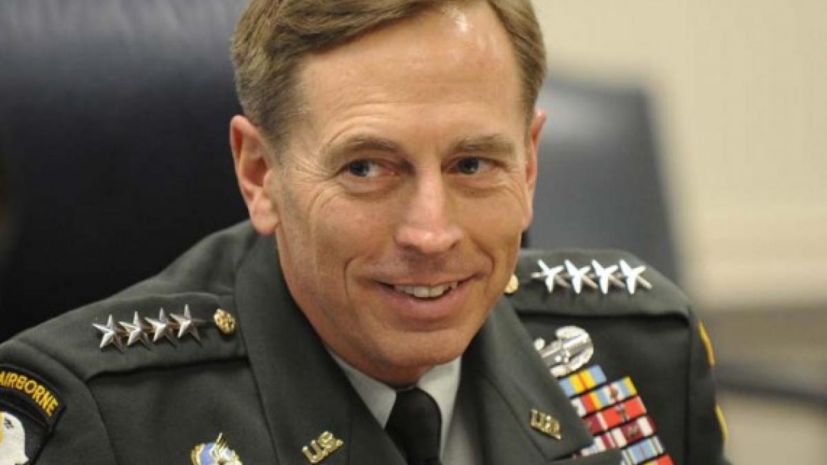 fostul sef al cia david petraeus va pleda vinovat pentru scurgere de informatii confidentiale