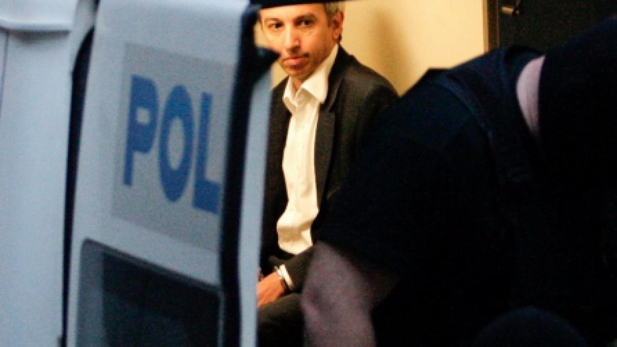 dan diaconescu va transmite live din garsoniera de la rahova patronul otv si a petrecut prima