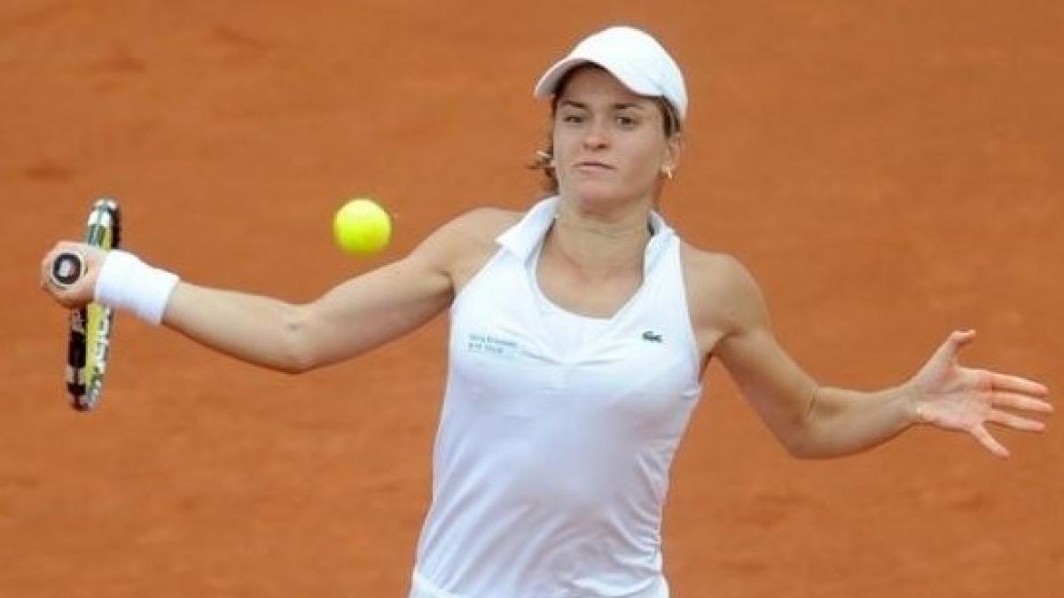 jucatoarea de tenis alexandra dulgheru s a calificat in semifinale la kuala lumpur