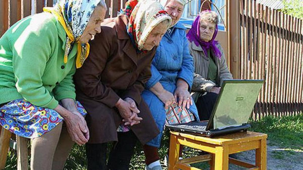 raportul care arata un paradox al romaniei stam pe net din wc ul din curte