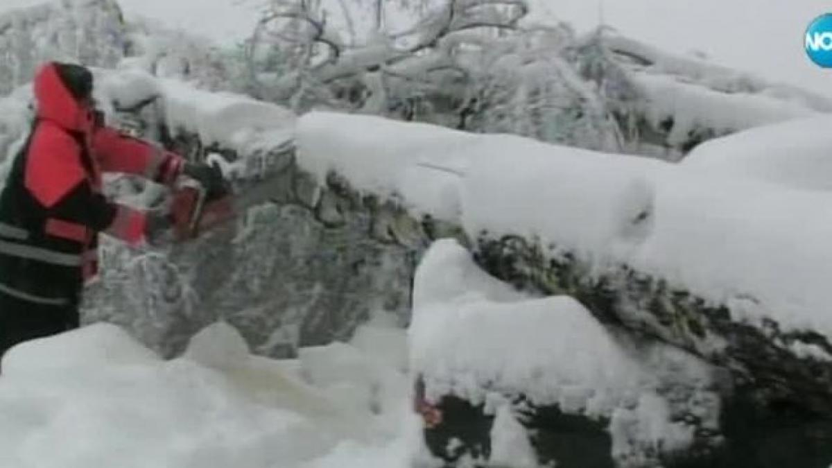 ninsori abundente in bulgaria 800 de localitati fara energie electrica