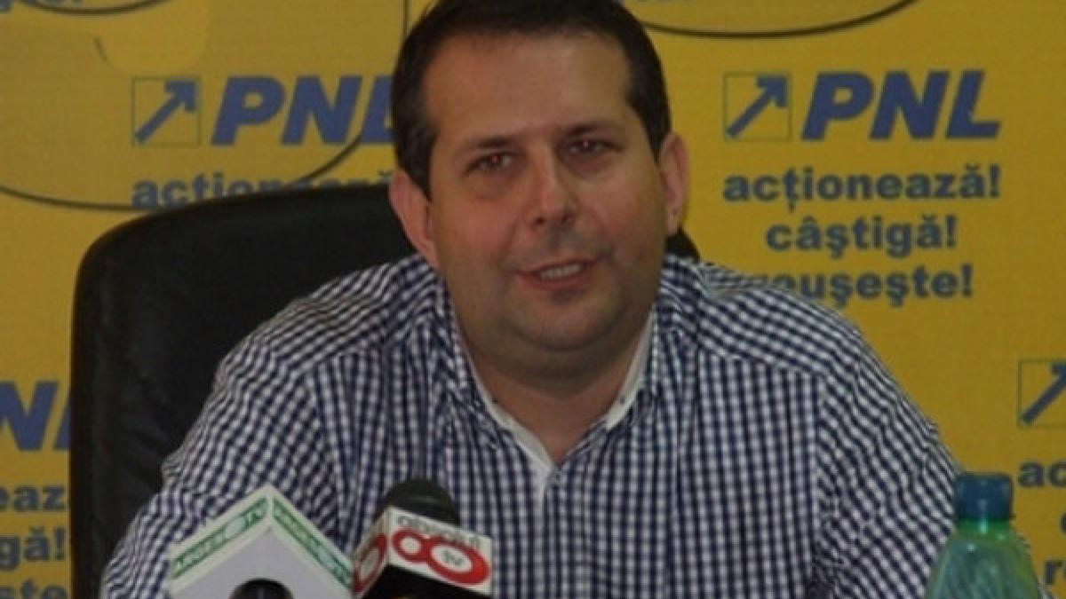 deputatul theodor nicolescu adus cu mandat la dna in dosarul in care este audiat si seful ani