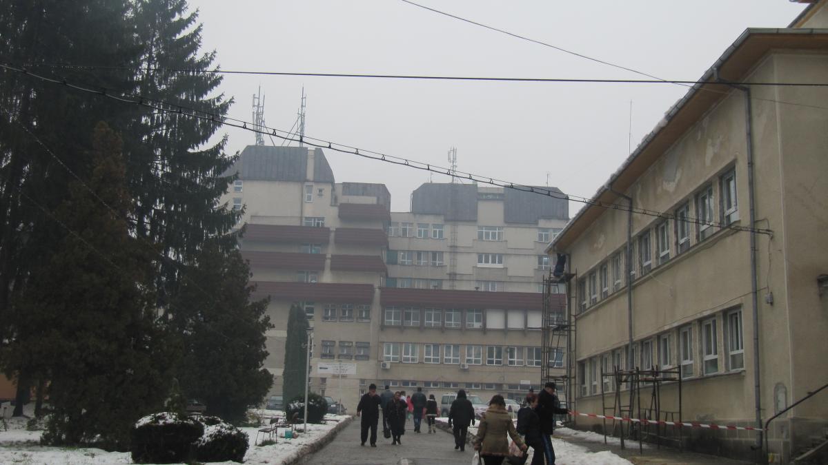 o adolescenta cu handicap sever a murit in bratele asistentei maternale care o crestea medicii care