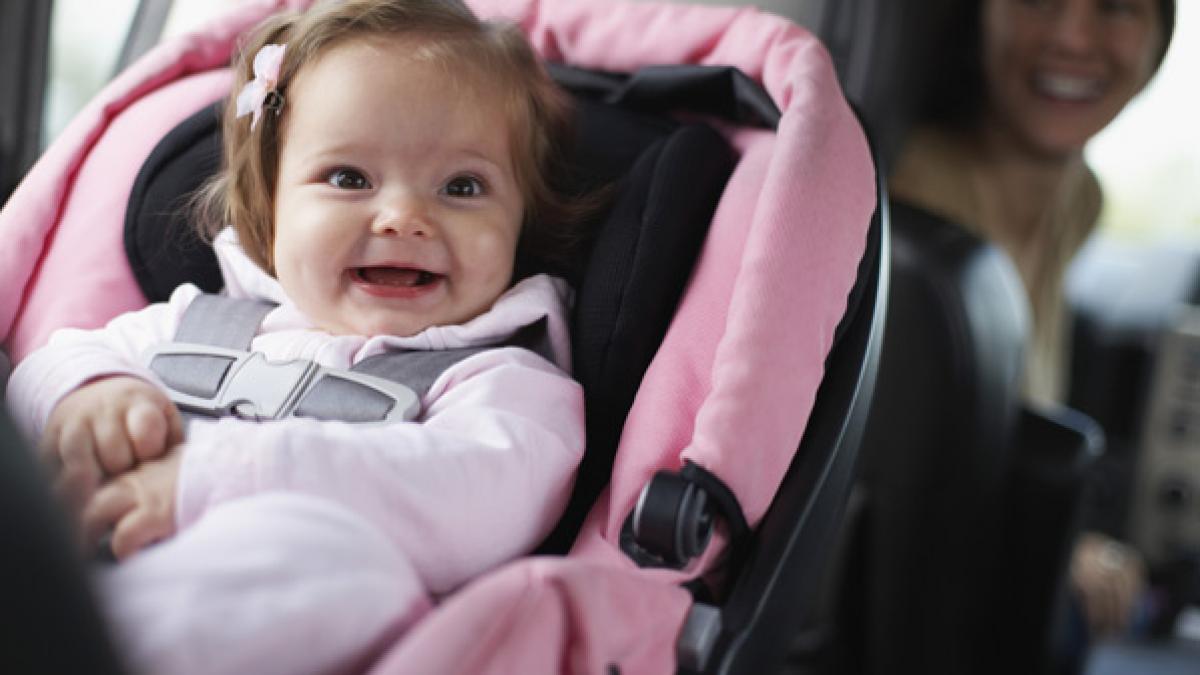 car_seat_safety_82089970.jpg