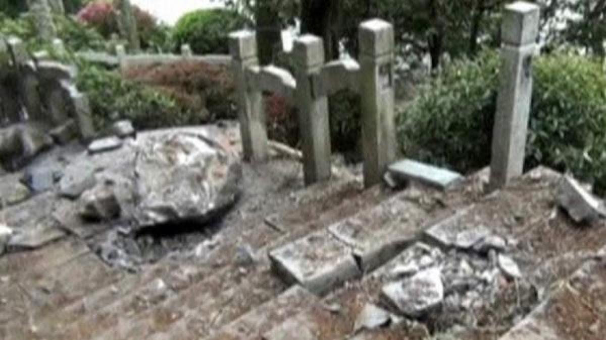 sapte turisti ucisi de un bolovan cazut de pe munte