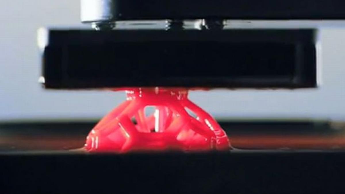 tehnologie inspirata din filmul terminator probabil cea mai rapida imprimanta 3d din lume