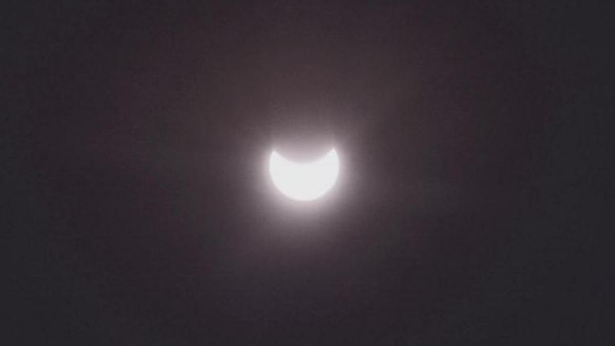 elevii unei scoli din londra nu au avut voie sa urmareasca eclipsa de soare