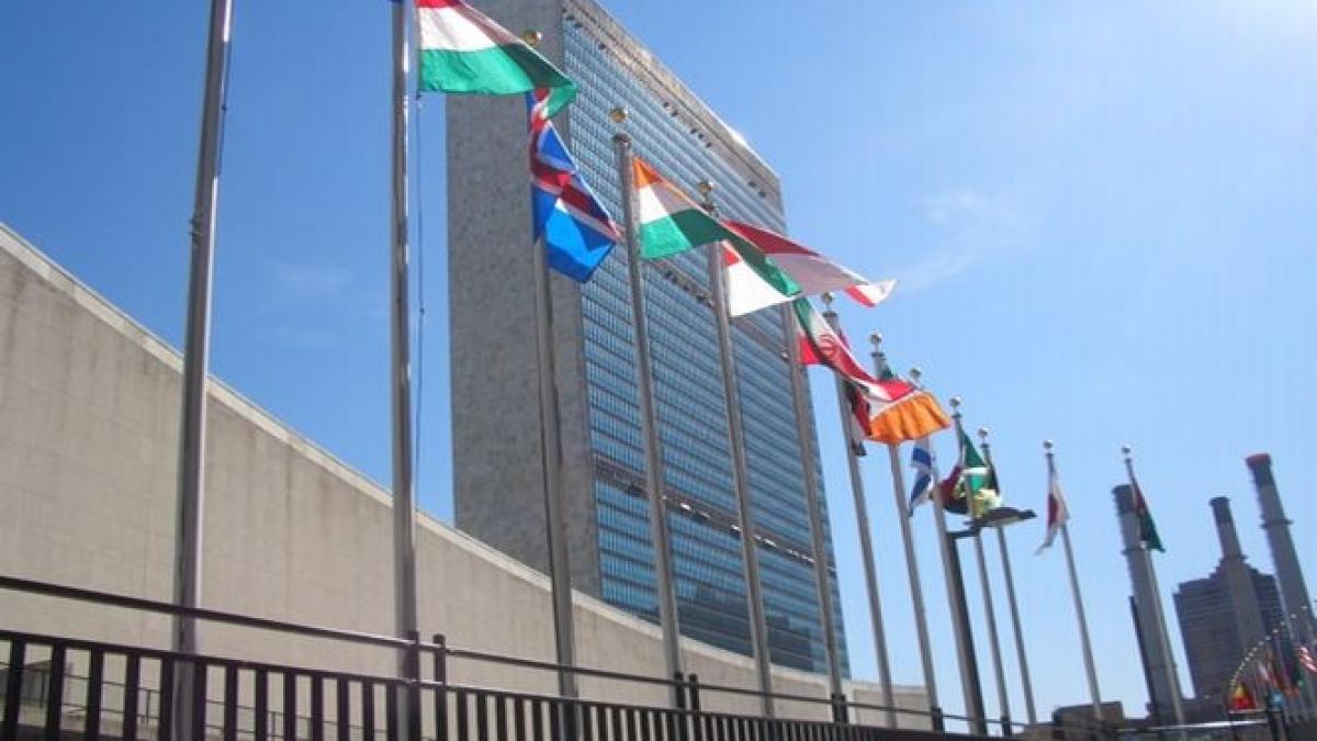 doi agenti de securitate au fost raniti intr un incendiu produs in cladirea onu din new york