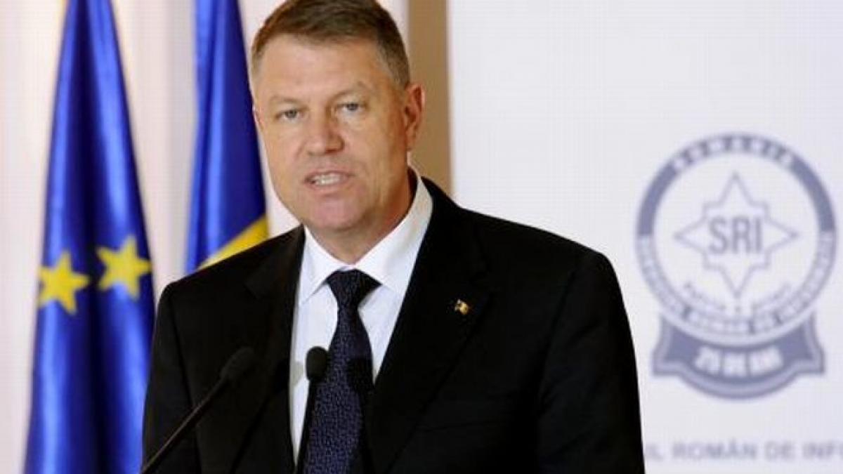 klaus iohannis nu pot sa trec cu vederea faptul ca astazi parlamentul a blocat din nou o cerere a