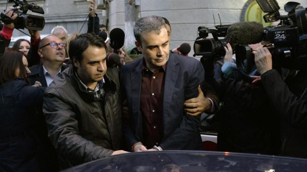 darius valcov denuntat de un deputat dna fostul ministru i a cerut deputatului barbulescu sa