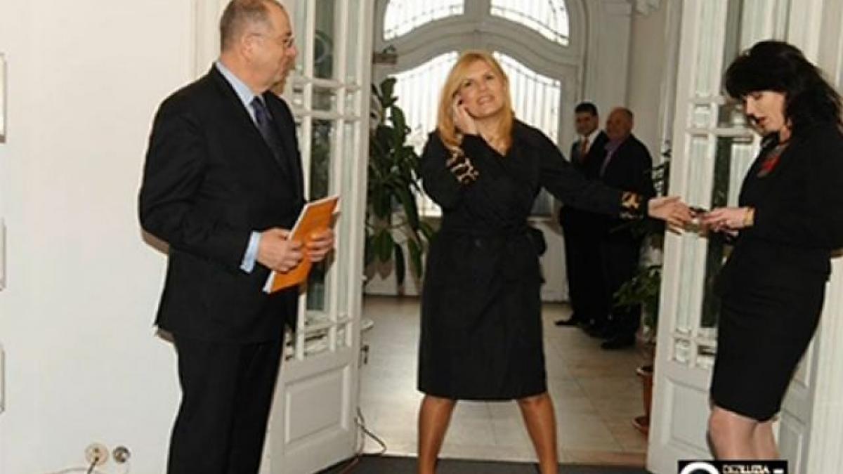 deziluzia optica zece la tuta