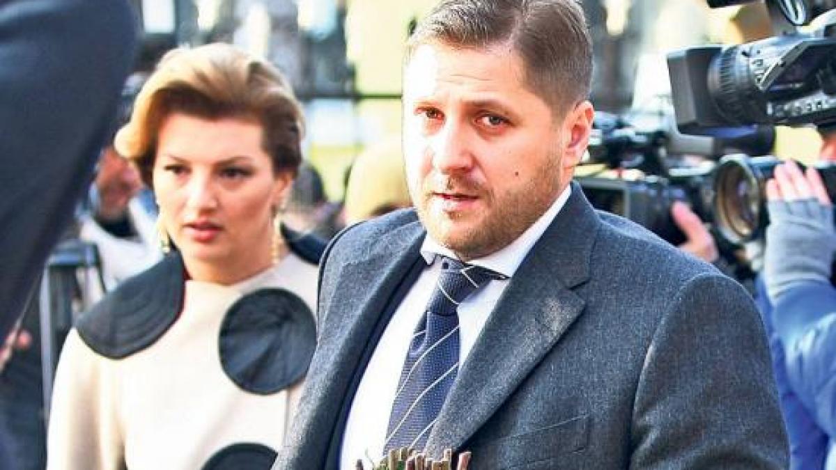 exces de putere ultima achizitie in neamul basescu