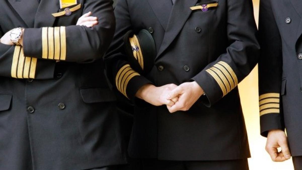 pilotii germani sar in apararea lui andreas lubitz consternati de graba anchetatorilor francezi de