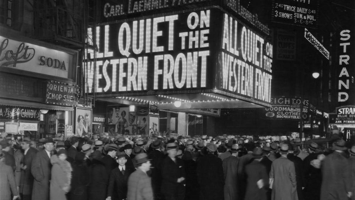 broadway cum s a transformat o strada din manhattan in legenda