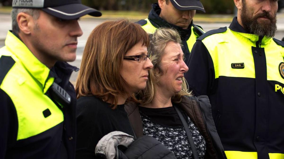 familia comandantului avionului germanwings socata de gestul copilotului idiot cum a putut face asa