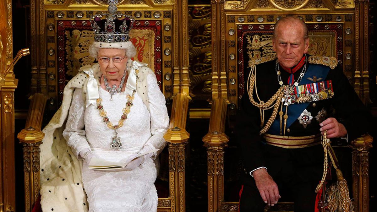 parlamentul marii britanii a fost dizolvat de catre regina